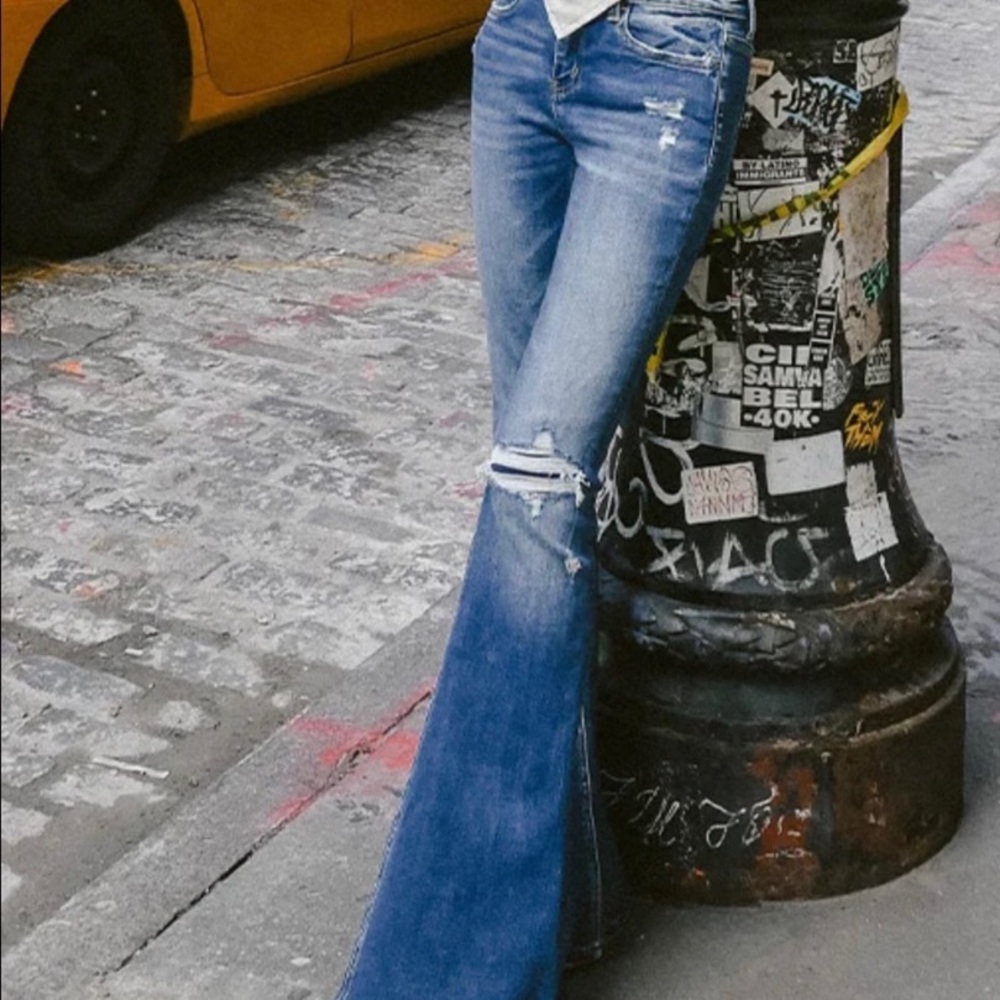 Flying monkey size 27 flare Jean